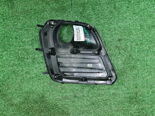 Накладка ПТФ правая Subaru Forester 5 SK (18-21)