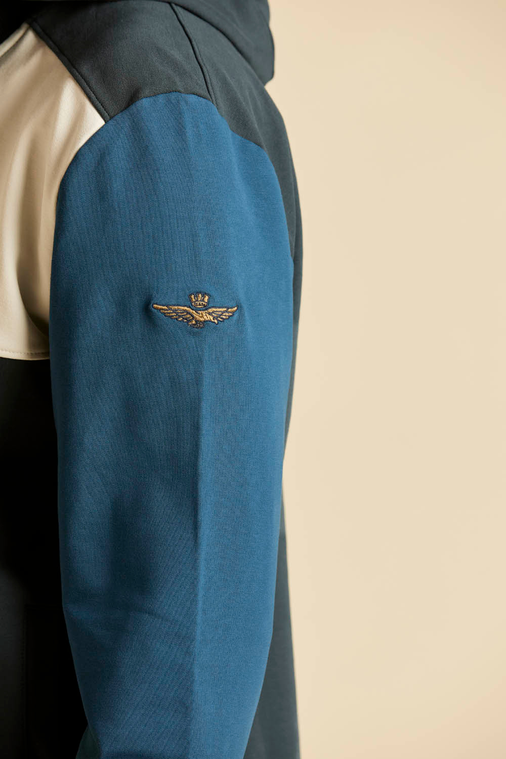 Спортивный костюм из хлопка