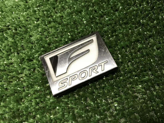 Накладка крыла левая Lexus CT 1 (2010-2018)