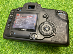 Canon EOS 5D