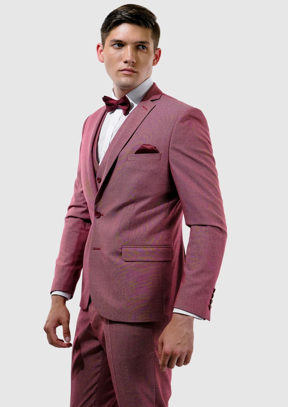 Мужской костюм тройка (малиновый) А104