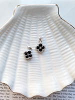 Подвеска цветок черный, 15*12мм