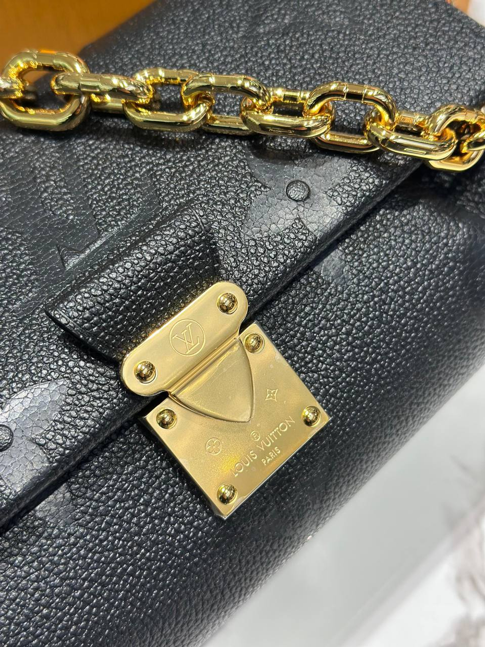 Сумка Louis Vuitton