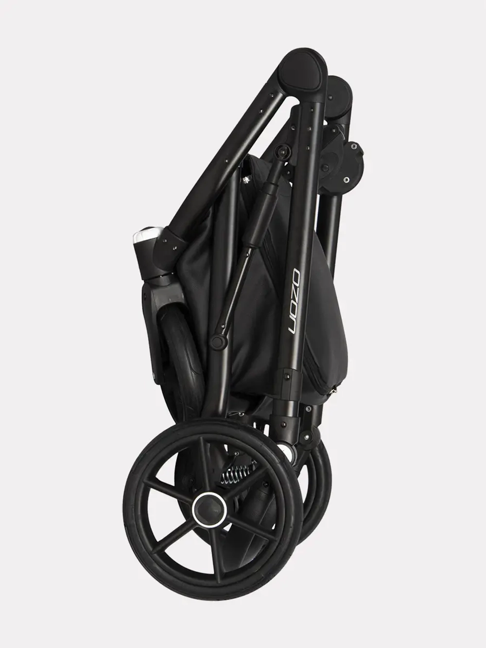 Коляска 2 в 1 Riko Basic Ozon 07 белый