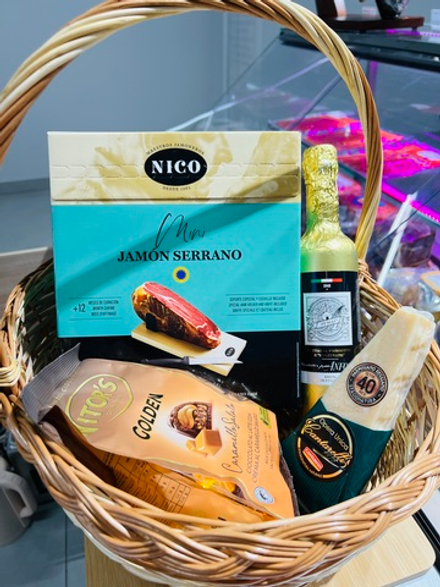 Подарочный набор «Корзина большая Юбилейная»*