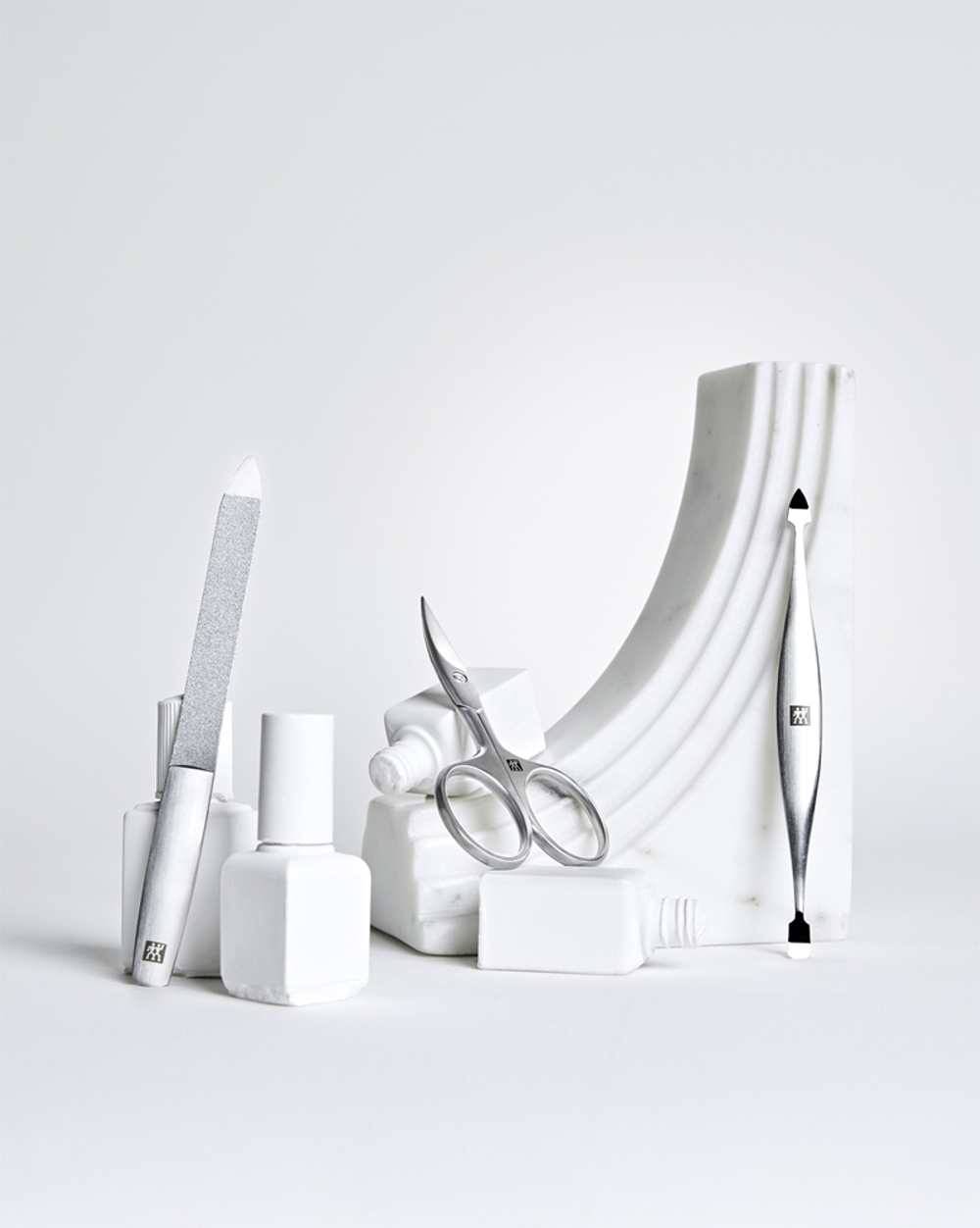 Zwilling Premium - маникюрные ножницы, 1 шт.