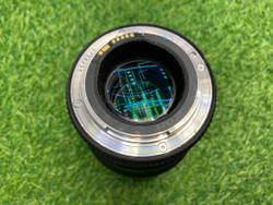 Canon EF 100mm 2.8L IS Macro USM