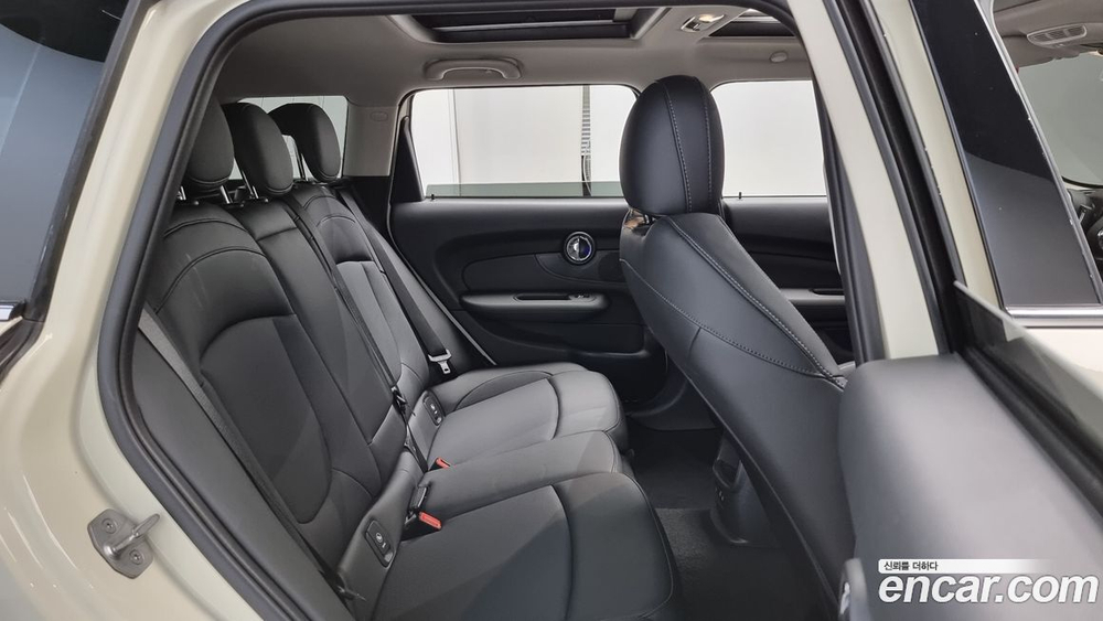 Mini Cooper Clubman Basic (02.2021)