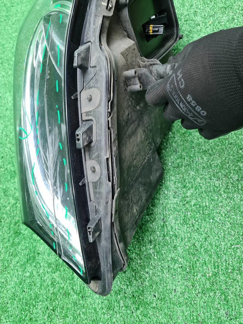 Битая Фара левая Mercedes CLA w117 C117 16-19 LED