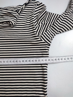 Водолазка Uniqlo в полоску 42 размер