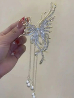 Заколка-краб для волос "Пушистая бабочка" со стразами. Цвет золото