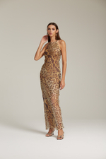 Платье с леопардовым принтом и открытой спиной