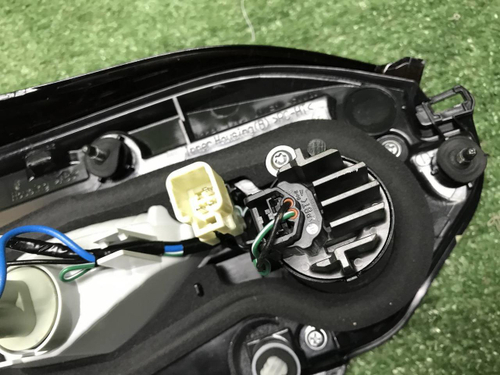 Фонарь правый внутренний Toyota RAV4 5 XA50 18-нв