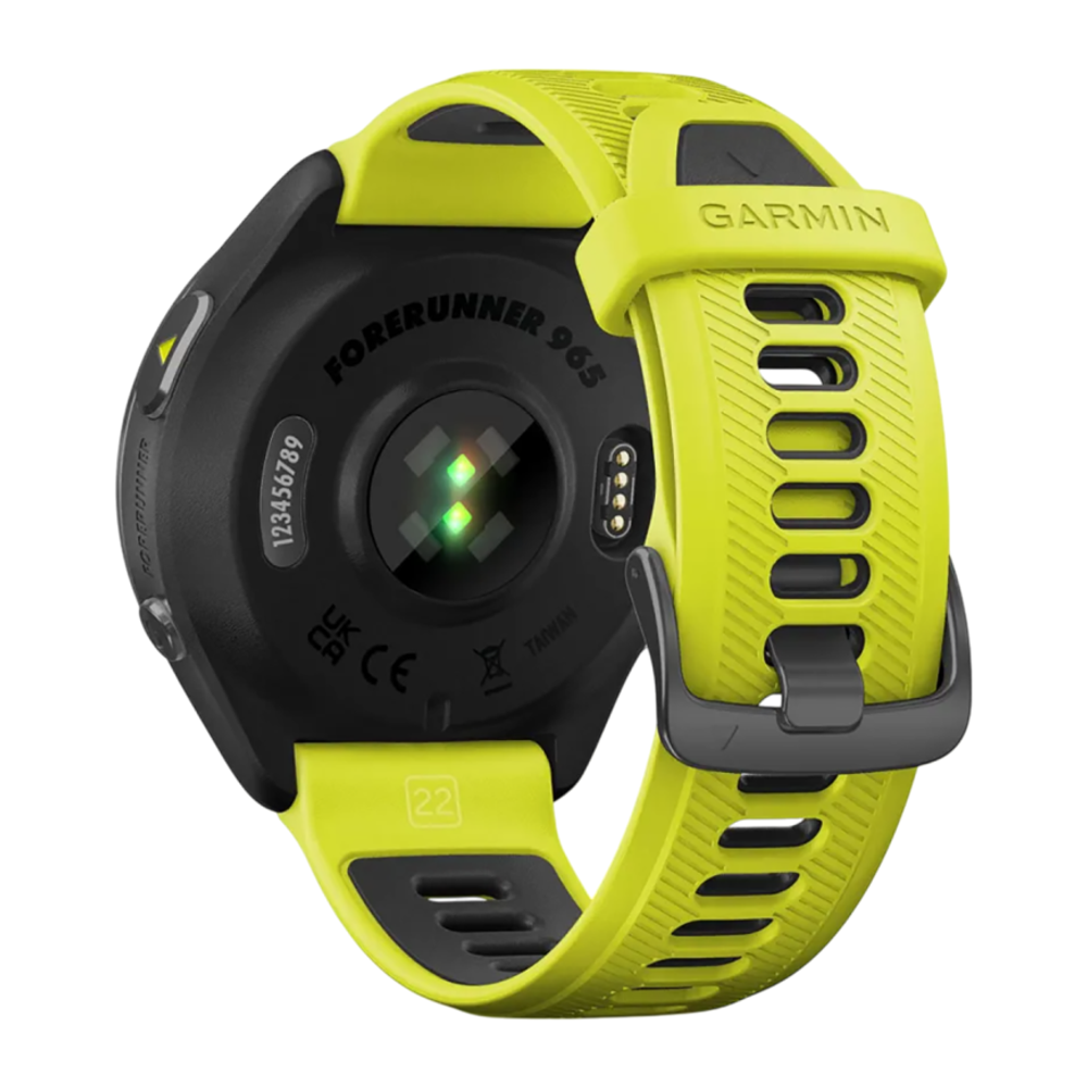 Спортивные часы Garmin Forerunner 965, силиконовый ремешок цвета чёрный/«электрический жёлтый» Тёмно-серый безель из титана с DLC-покрытием, чёрный корпус, AMOLED-дисплей со стеклом Gorilla Glass DX. Ремешок с классической застёжкой — на запястье обхватом