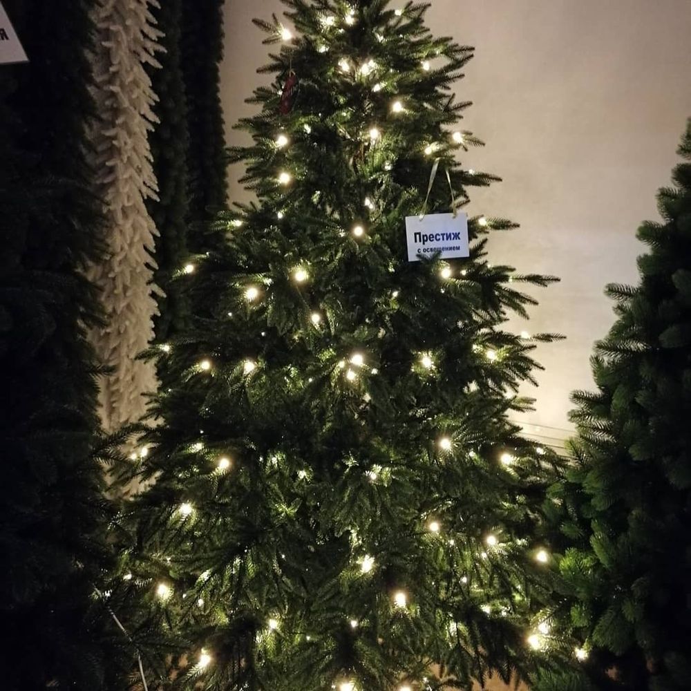 Елка с гирляндой встроенной «Престиж» (Литая хвоя) 230 см / 2,3 м