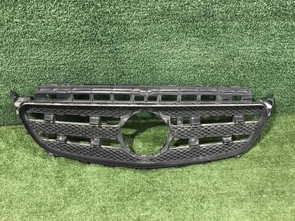 Решетка радиатора Mercedes E W213 (2016-2021)