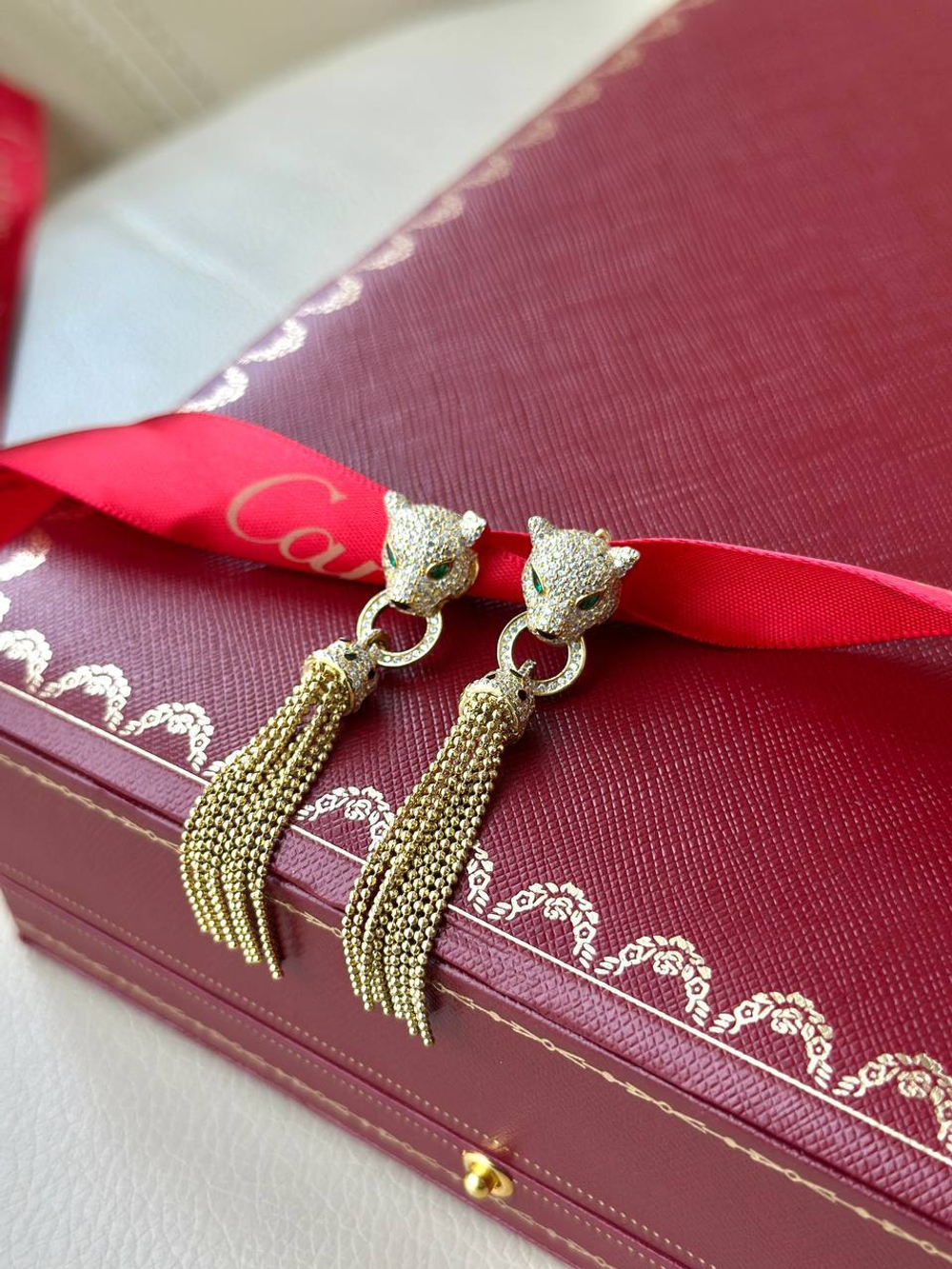 Серьги Cartier