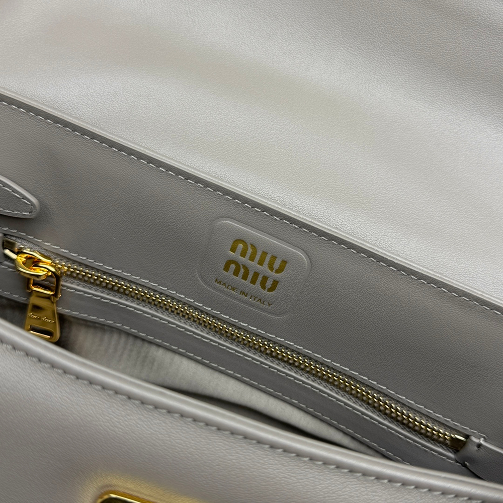 Miu Miu Shoulder Bag 28 cm
