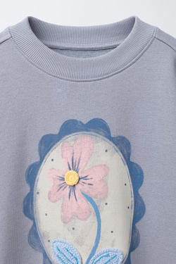 ZARA ТОЛСТОВКА С ЦВЕТОЧНЫМ ПРИНТОМ, МЯГКИЙ СЕРЫЙ