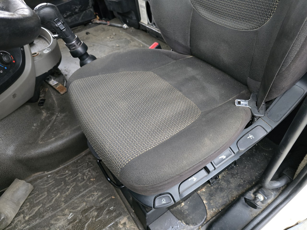 Сиденье водительское пневматическое 2017г