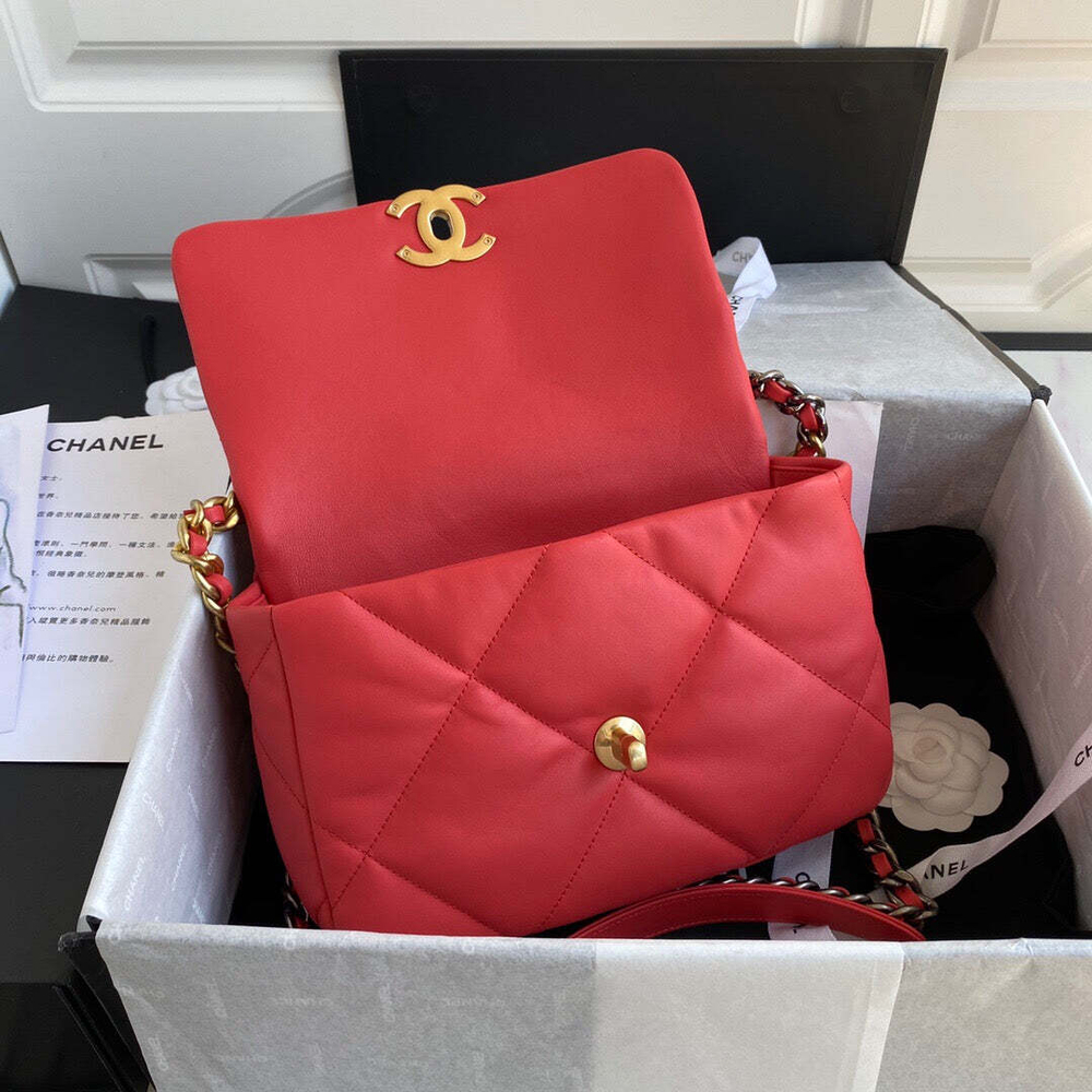 Chanel 19 26 cm