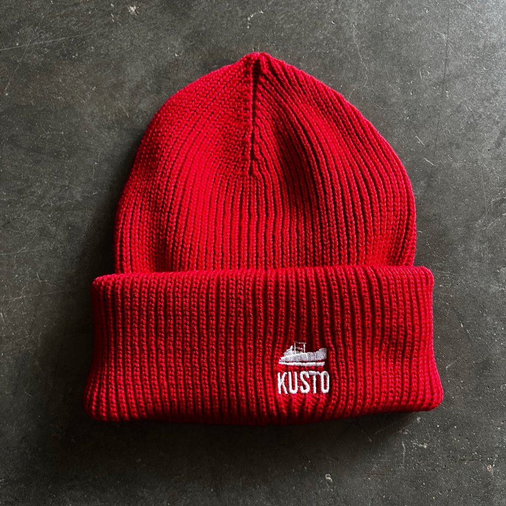 Шапка Kusto Pin Red