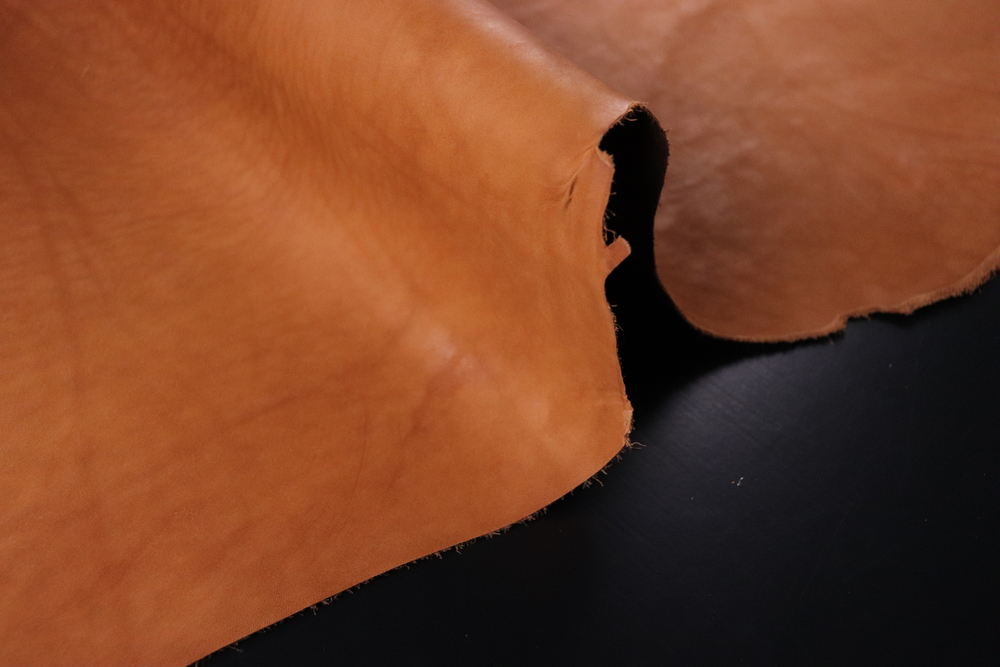 1,2-1,4 Юфть коньяк в целых кожах