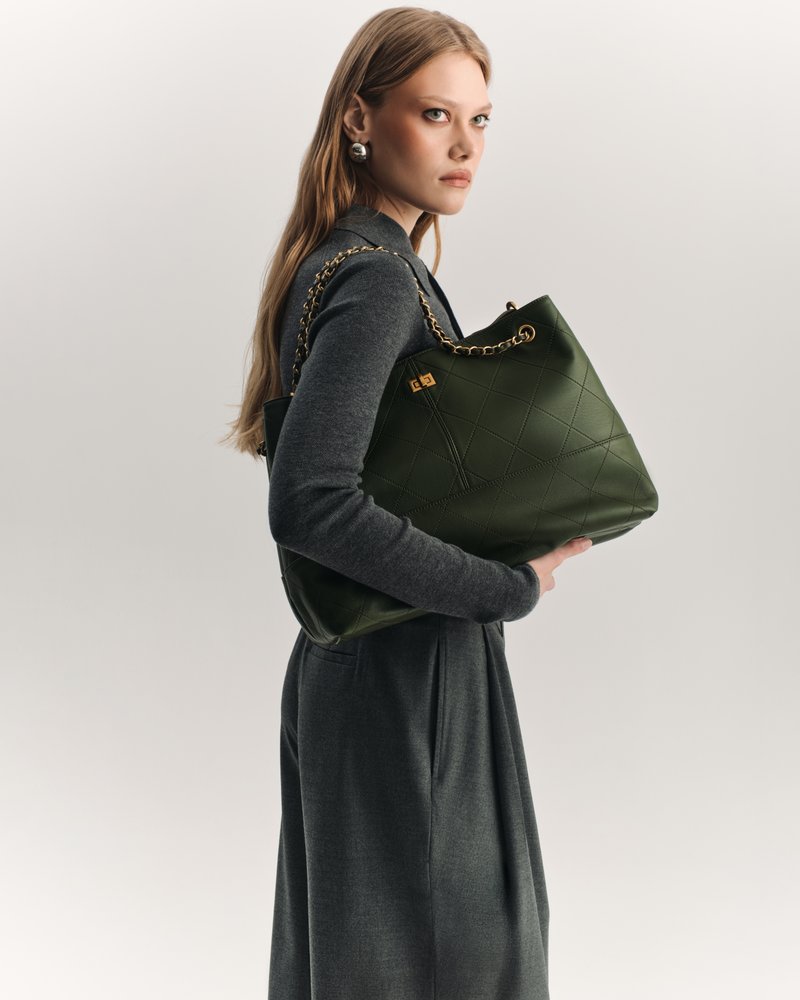 MAISON оливковый - небольшие дефекты кожи 26