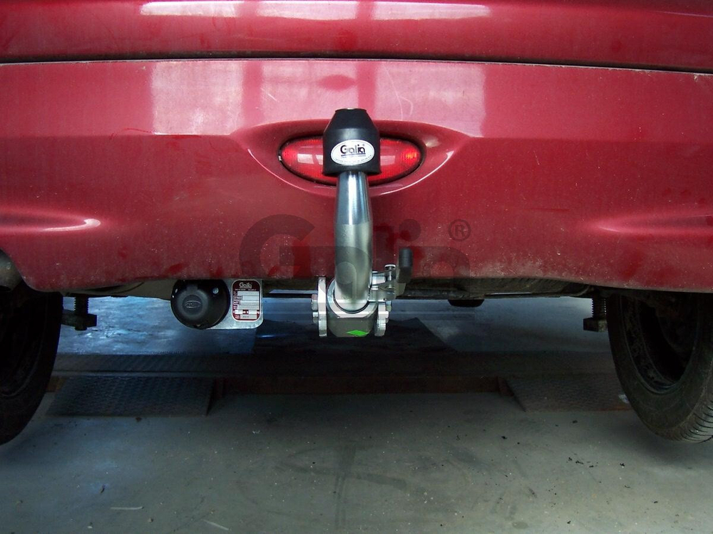 Оцинкованный фаркоп на Peugeot 206 хетчбек 2003-2010 (без электрики), Galia P029A
