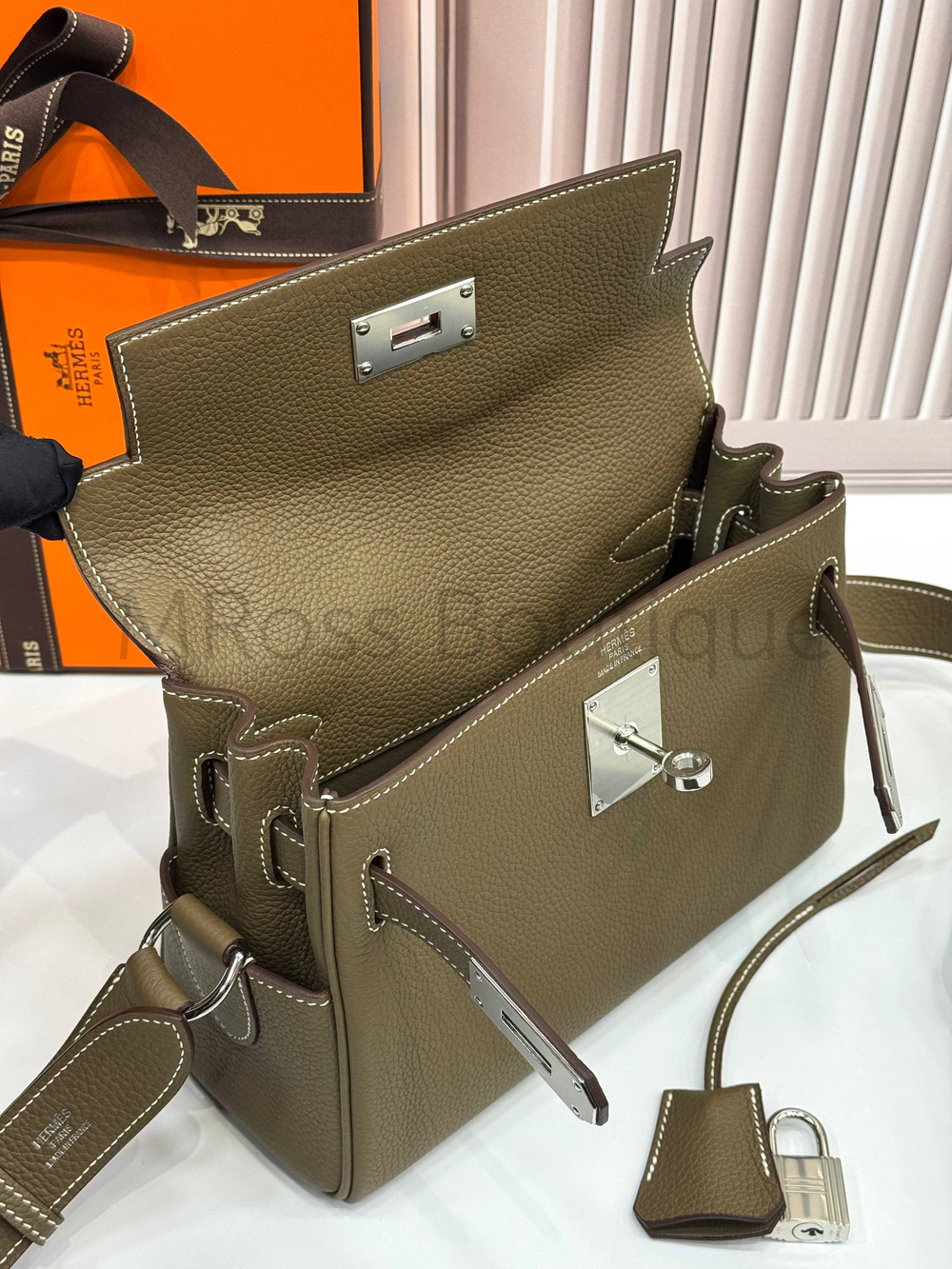 Сумка Hermes Kelly Messenger PM цвета хаки