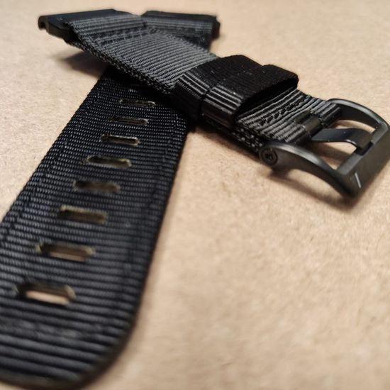 Ремешок тактический Tactix 26 мм. для Garmin Fenix 7x / 6x / 5x / 3, Enduro 2 / Tactix 7, Tactix Delta нейлоновый быстросъемный на застежке (Черный/черная застежка)