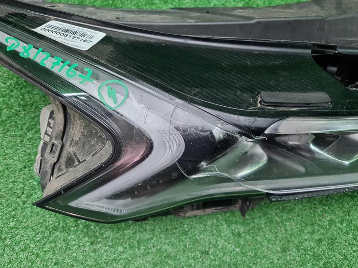 Битая Фара правая Kia K5 (2019-2023) LED