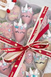 клубника единорог в шоколаде