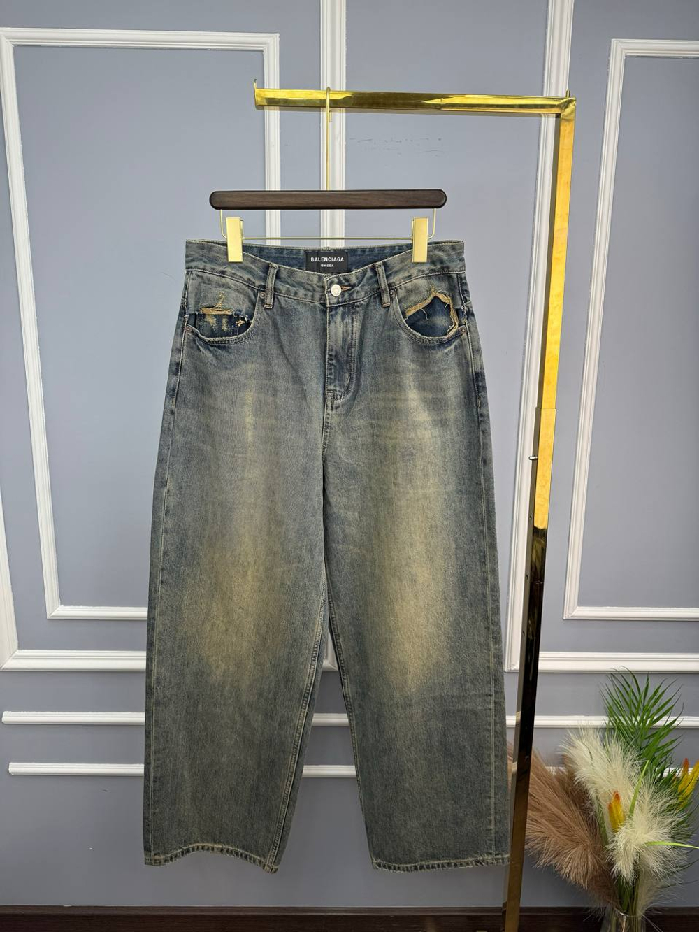 Джинсы Balenciaga