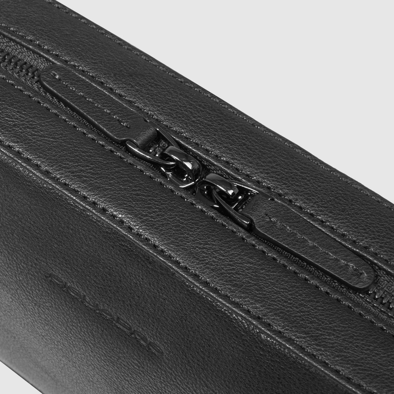 Органайзер для проводов Black Square AC6895B3/Nero