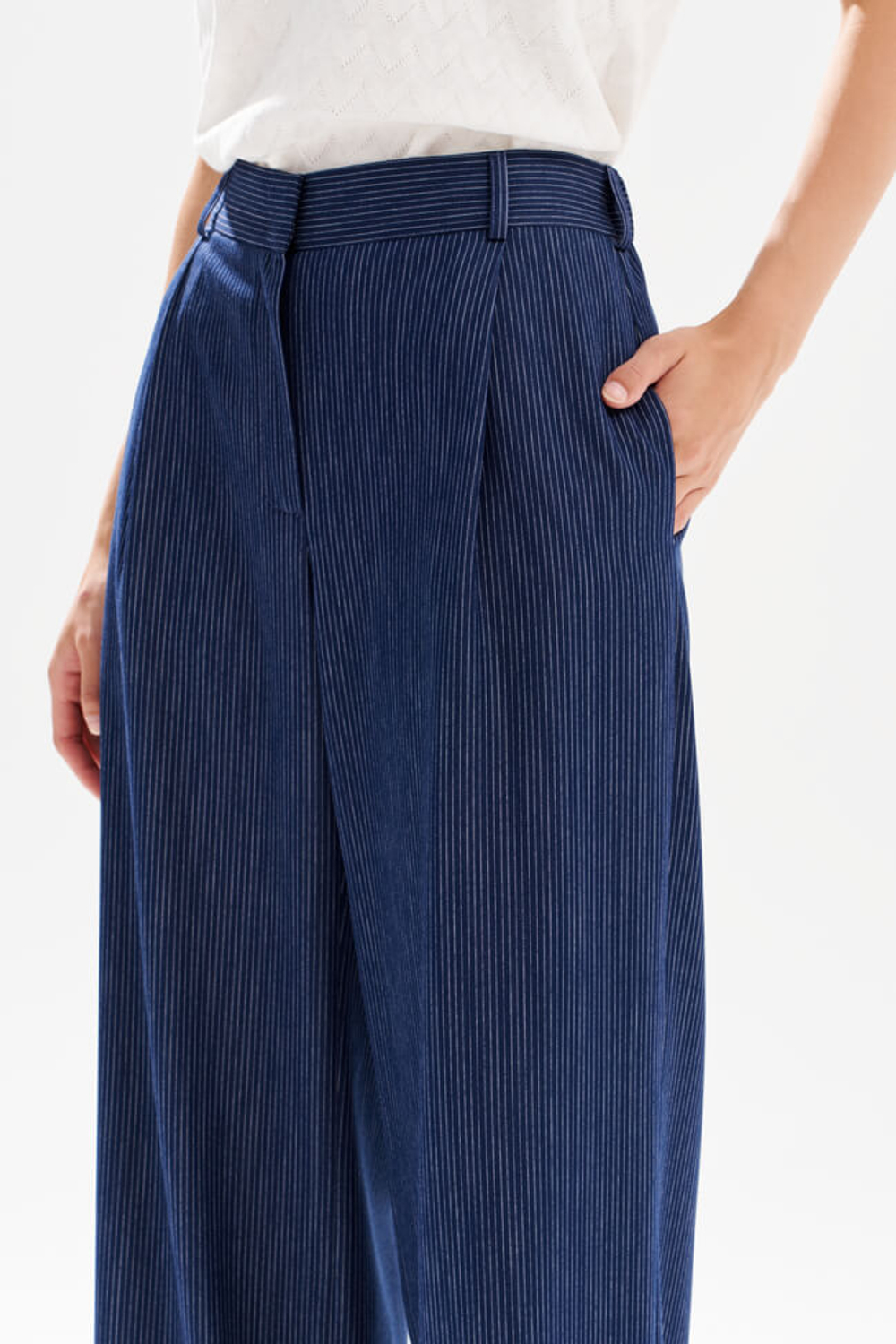 31259 Брюки женские (синий в полоску)