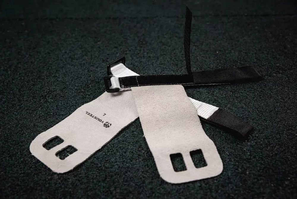 Накладки на ладони, S, квадр. отв.