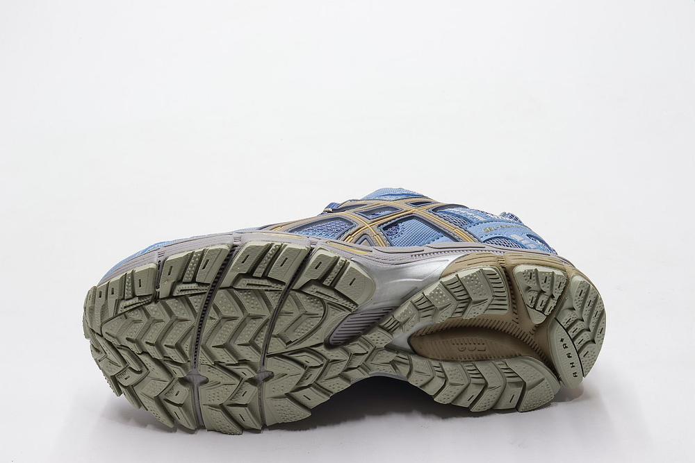 Кроссовки нат. кожа (36-41)р. / шт. 298/550