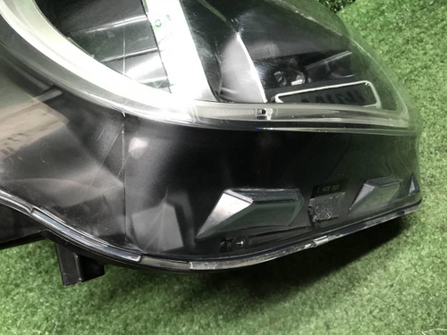 Фара правая Mini Countryman F60 (2020-2023) LED