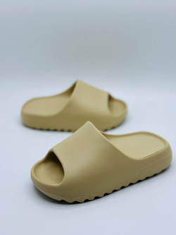 Детские шлепки Yeezy Slide