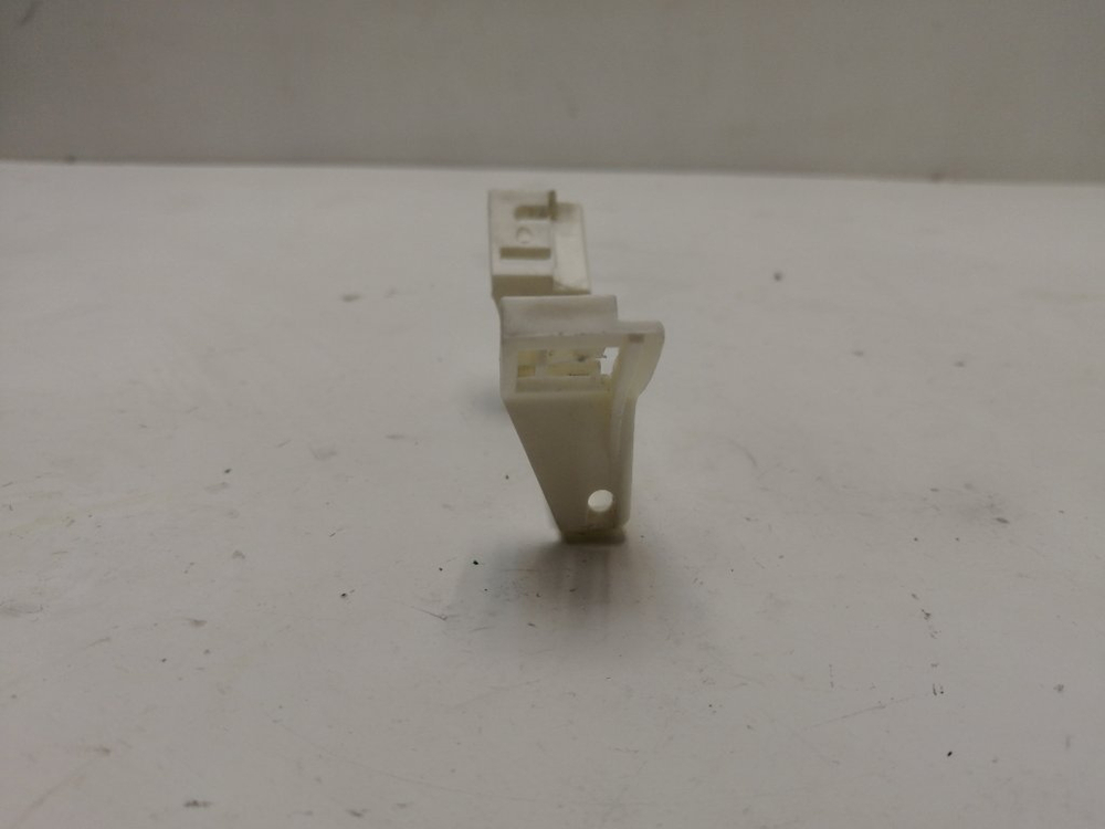 AWE7527/1 кт119 Крепежный элемент для стиральной машины Whirlpool 46197309091 б/у