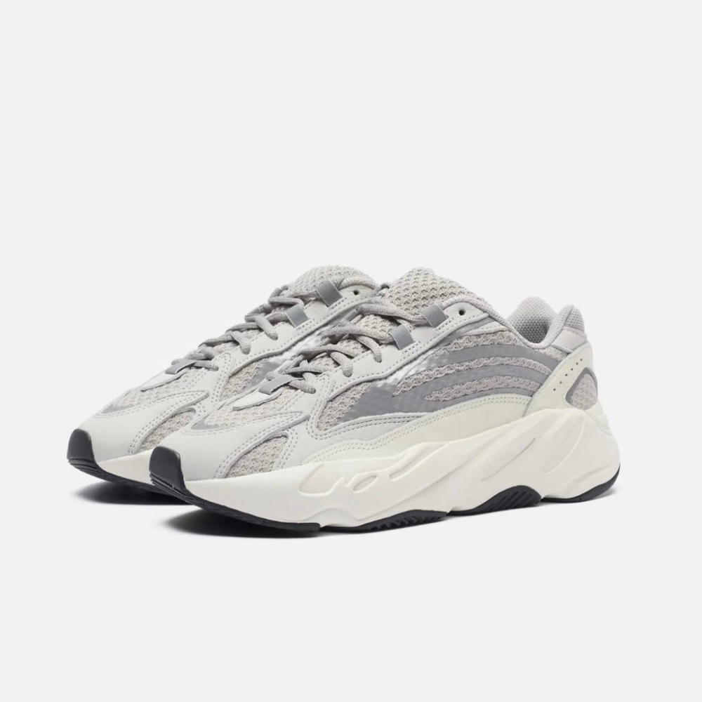 Adidas Yeezy 700 Boost Static