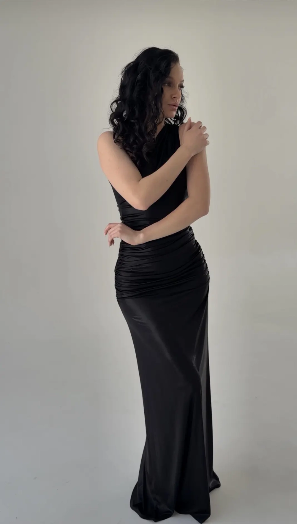 Платье с эффектом мокрой ткани