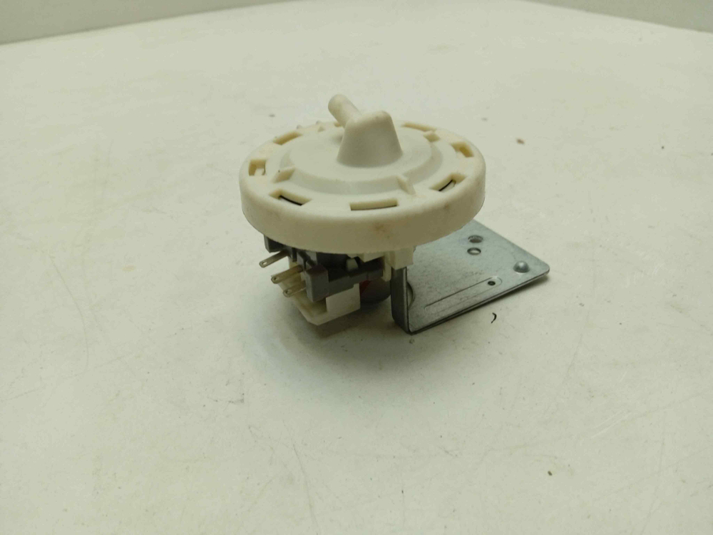 WD-10170SD кт175 Датчик уровня воды для стиральной машины LG WD-10170SD б/у