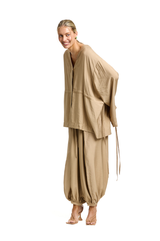 Костюм-двойка Invitation beige