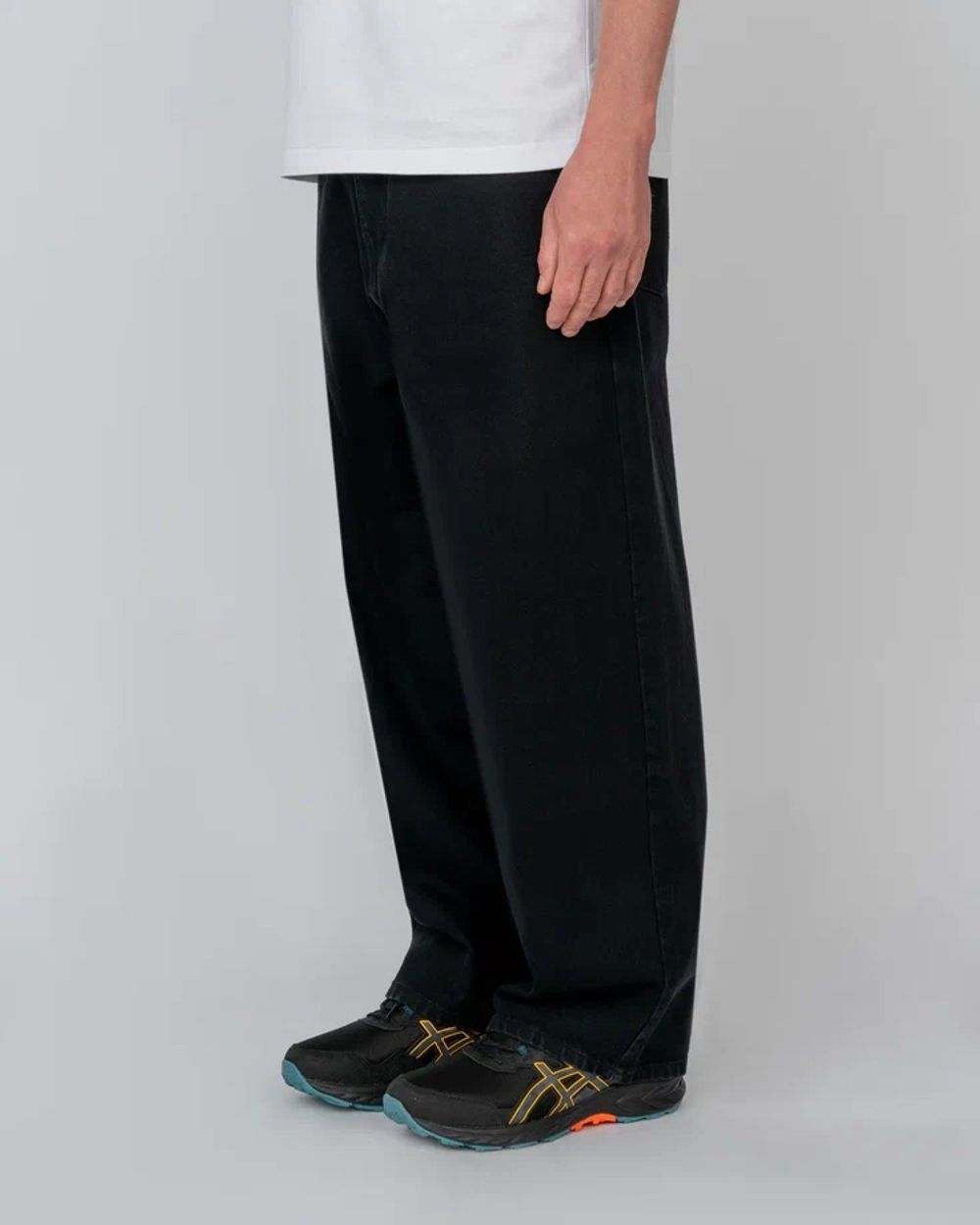 Джинсы Postaments Lucky черные