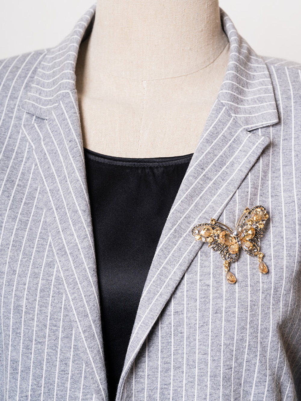 30060990 Брошь Chance