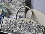 Christian Dior Book Tote 42 cm