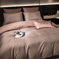 Комплект постельного белья на резинке Сатин-Жаккард Тессоро «Матовая дымка»