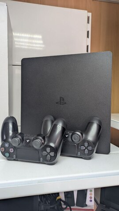 Игровая приставка Playstation 4 500Gb Slim